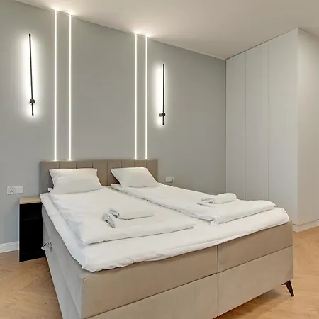 Granaria Nadia By Blue Mandarin