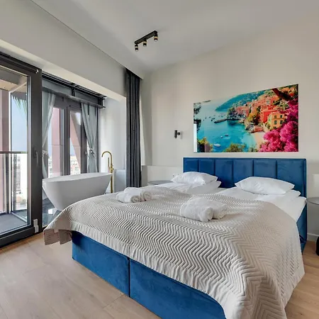 Granaria Nadia By Blue Mandarin Danzig