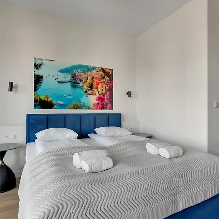 Granaria Nadia By Blue Mandarin *