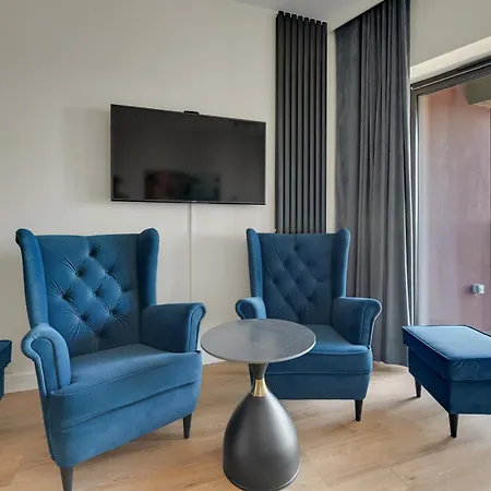 Granaria Nadia By Blue Mandarin * Danzig