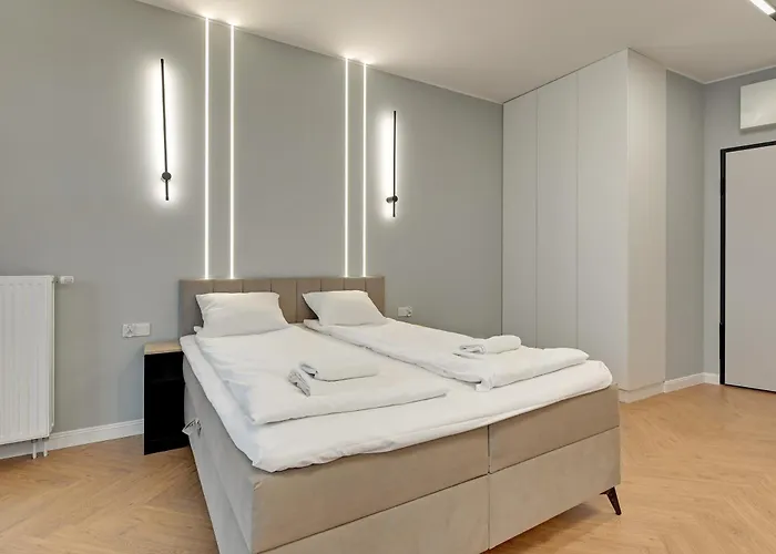 Granaria Nadia By Blue Mandarin