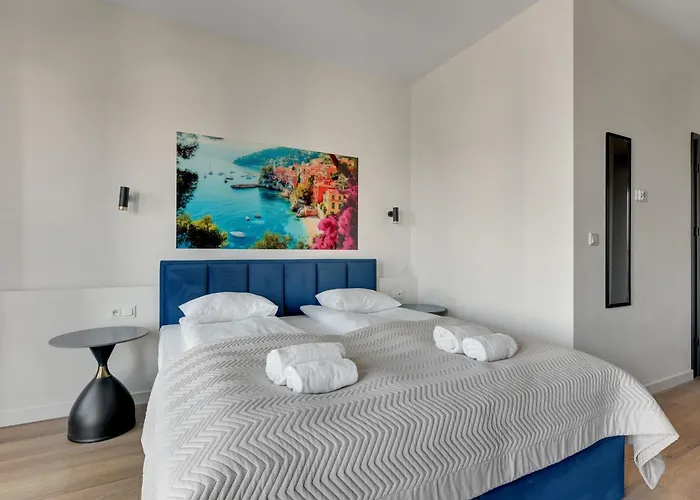 Granaria Nadia By Blue Mandarin *