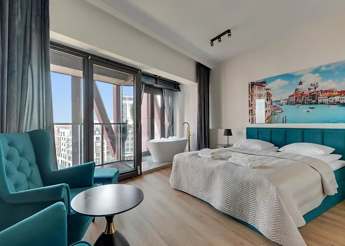 Granaria Nadia By Blue Mandarin * 그단스크