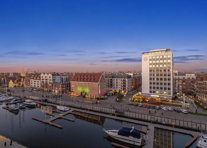 Granaria Nadia By Blue Mandarin * 그단스크